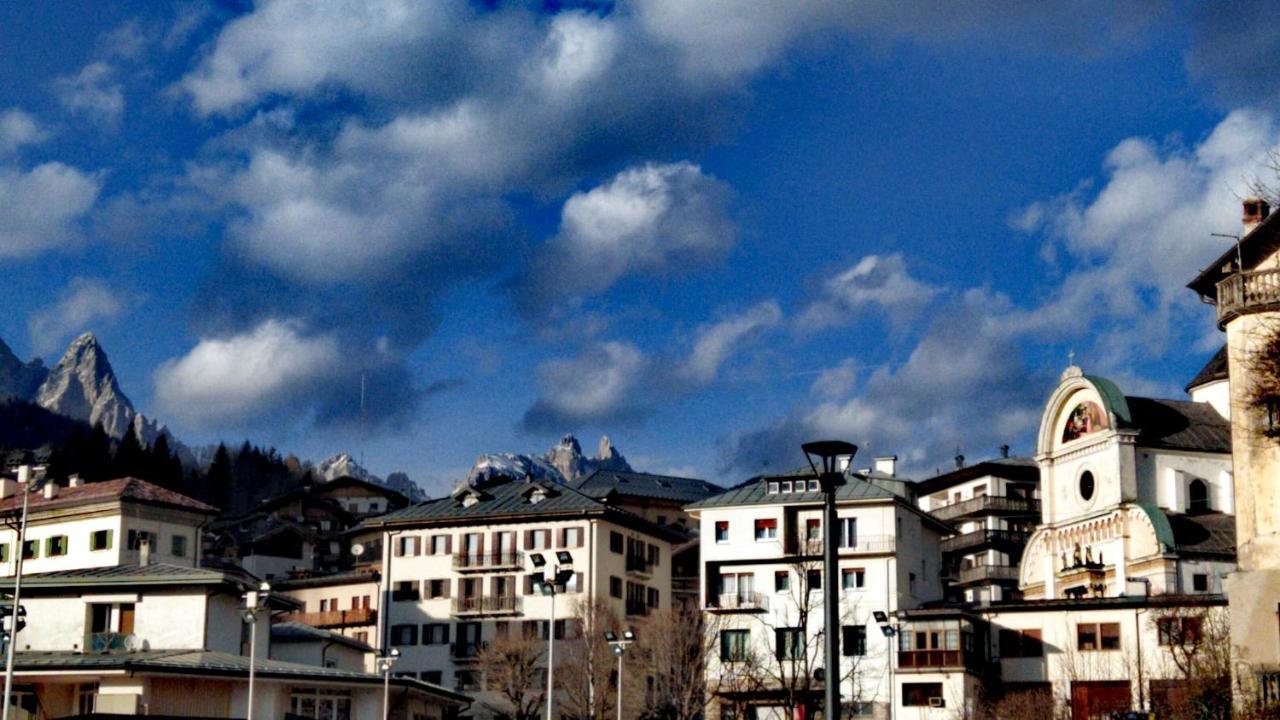 Appartamento Al Sole 皮耶韦迪卡多雷 外观 照片