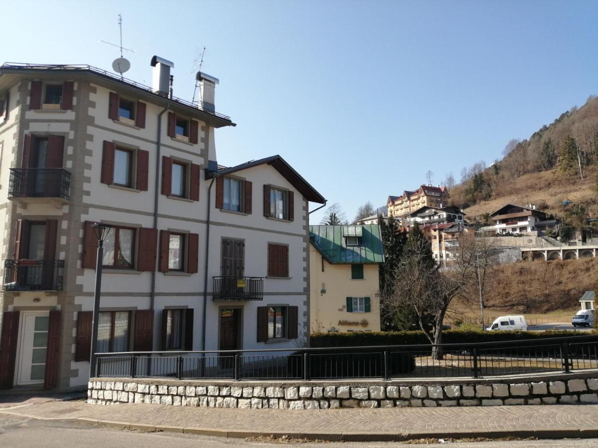 Appartamento Al Sole 皮耶韦迪卡多雷 外观 照片