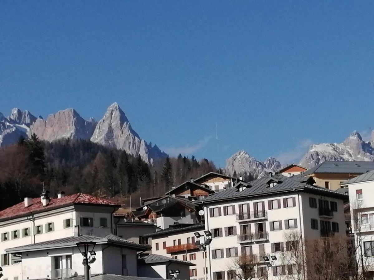 Appartamento Al Sole 皮耶韦迪卡多雷 外观 照片