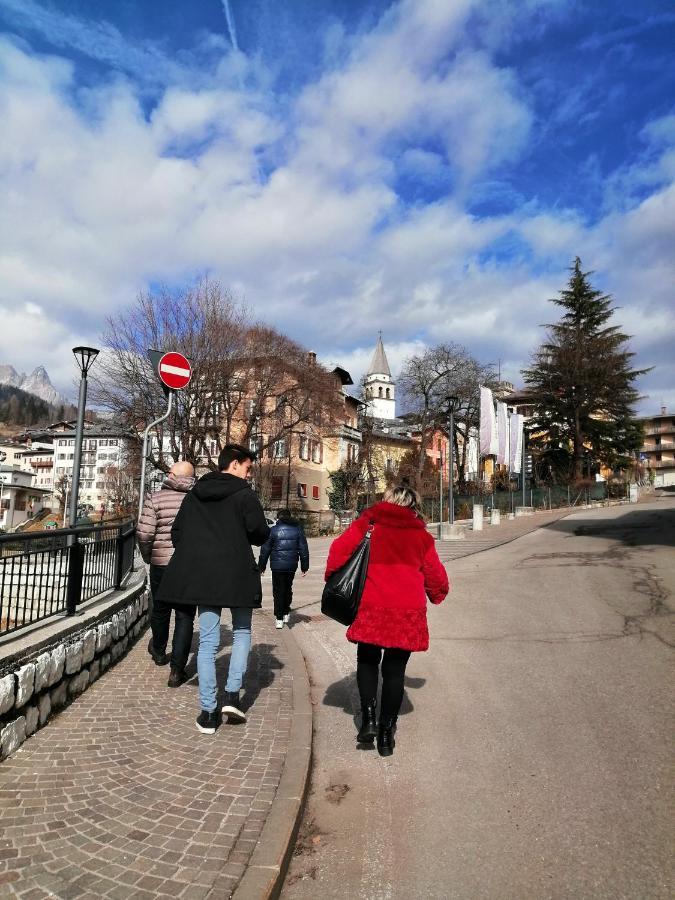Appartamento Al Sole 皮耶韦迪卡多雷 外观 照片